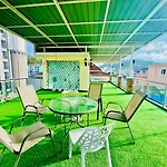 Patong Spacious 4 Bedroom Vacation Home