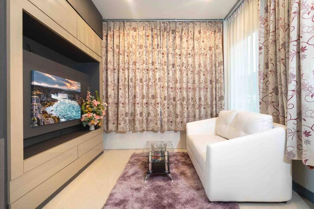 Feriehus Spacious 4 Bedroom Vacation